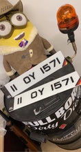 Load image into Gallery viewer, 3d 50mm gel metro plates with black irl badge and German corners or m sport corners
